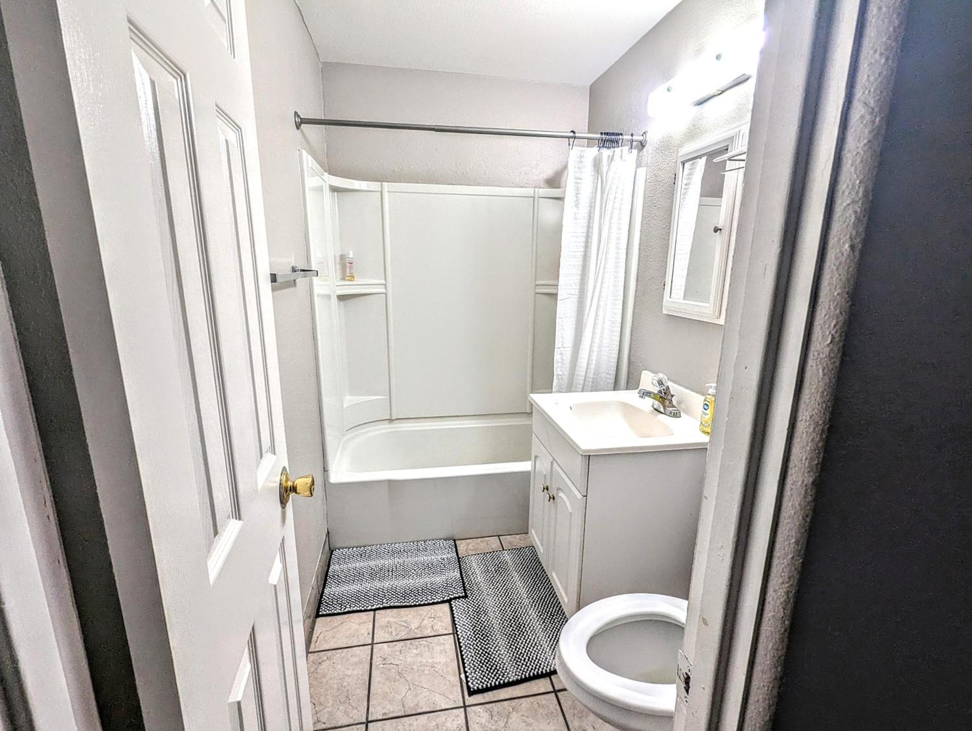 Private Rooms In Phoenix, Az เทมปี ภายนอก รูปภาพ